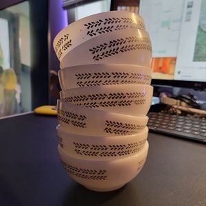 7 x vintage 1970s Termocrisa Milk Glass cereal bowls